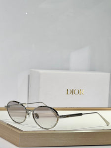 Dior 7-25