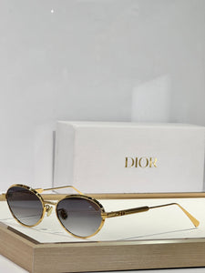 Dior 7-25