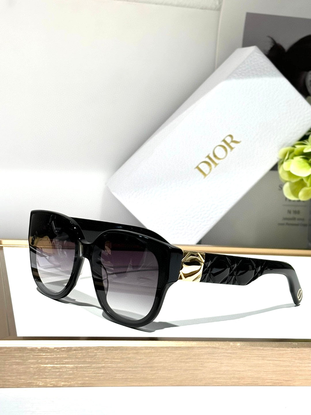 Dior 7-25