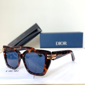 Dior 7-25