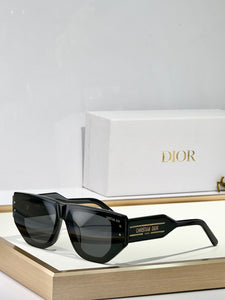 Dior 7-25