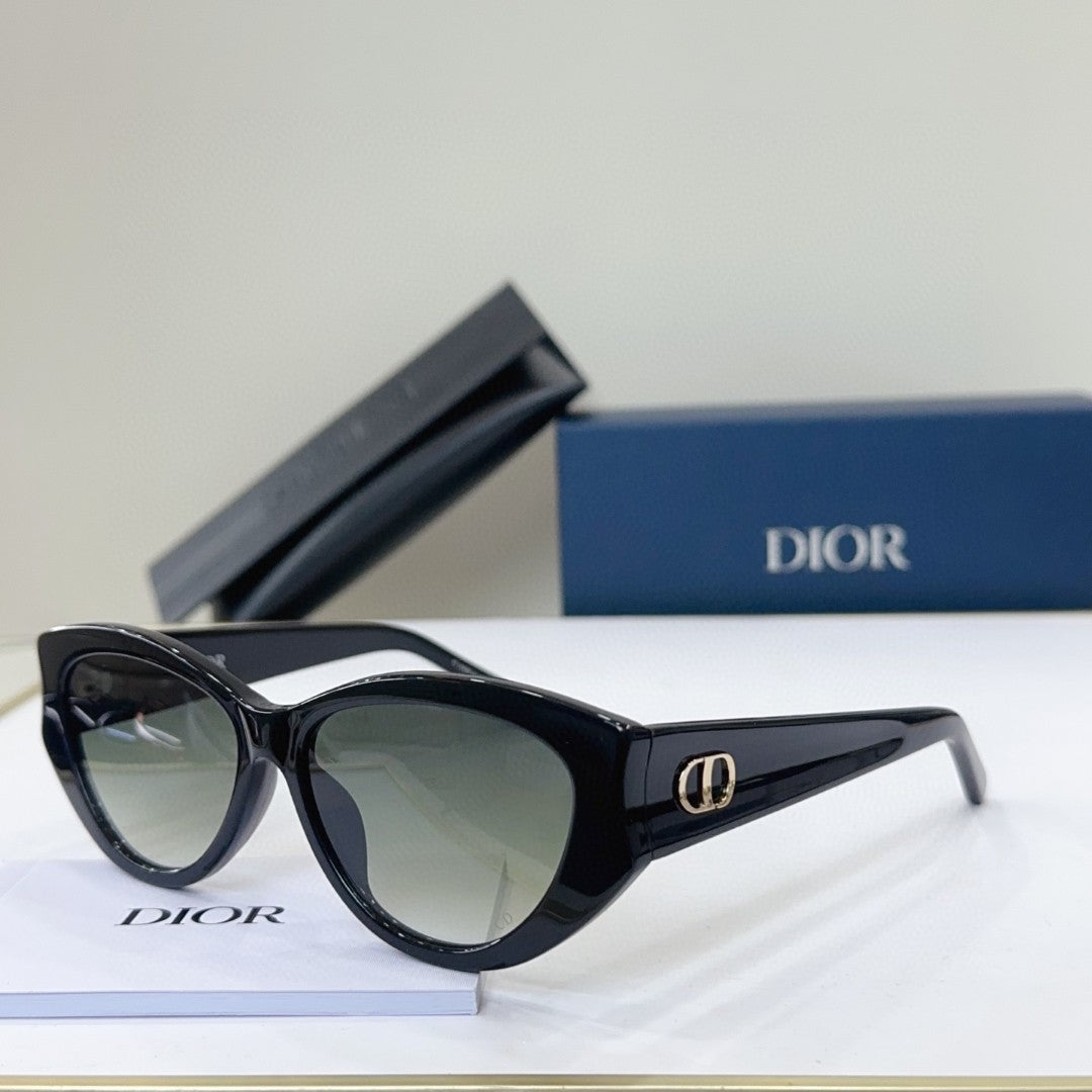 Dior 7-25