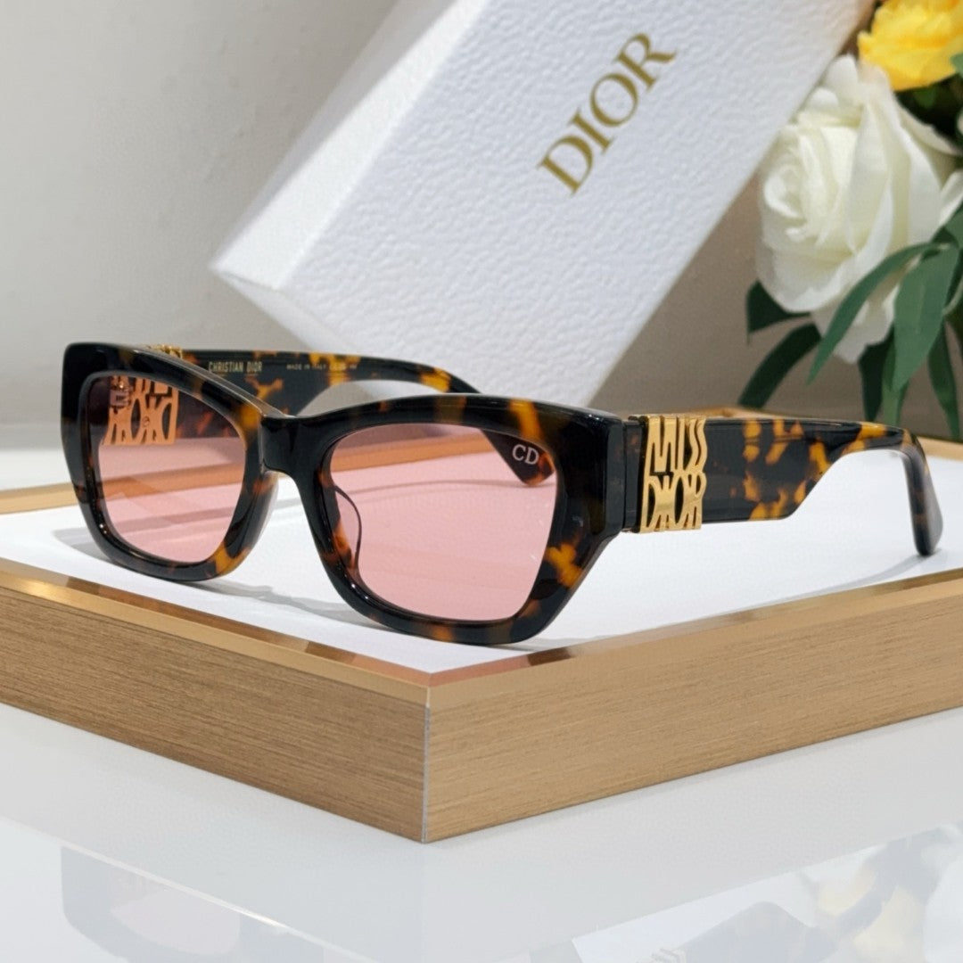 Dior 7-25