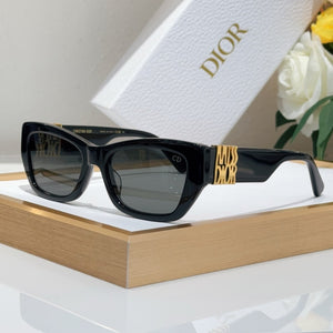 Dior 7-25
