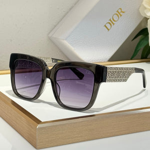 Dior 7-25