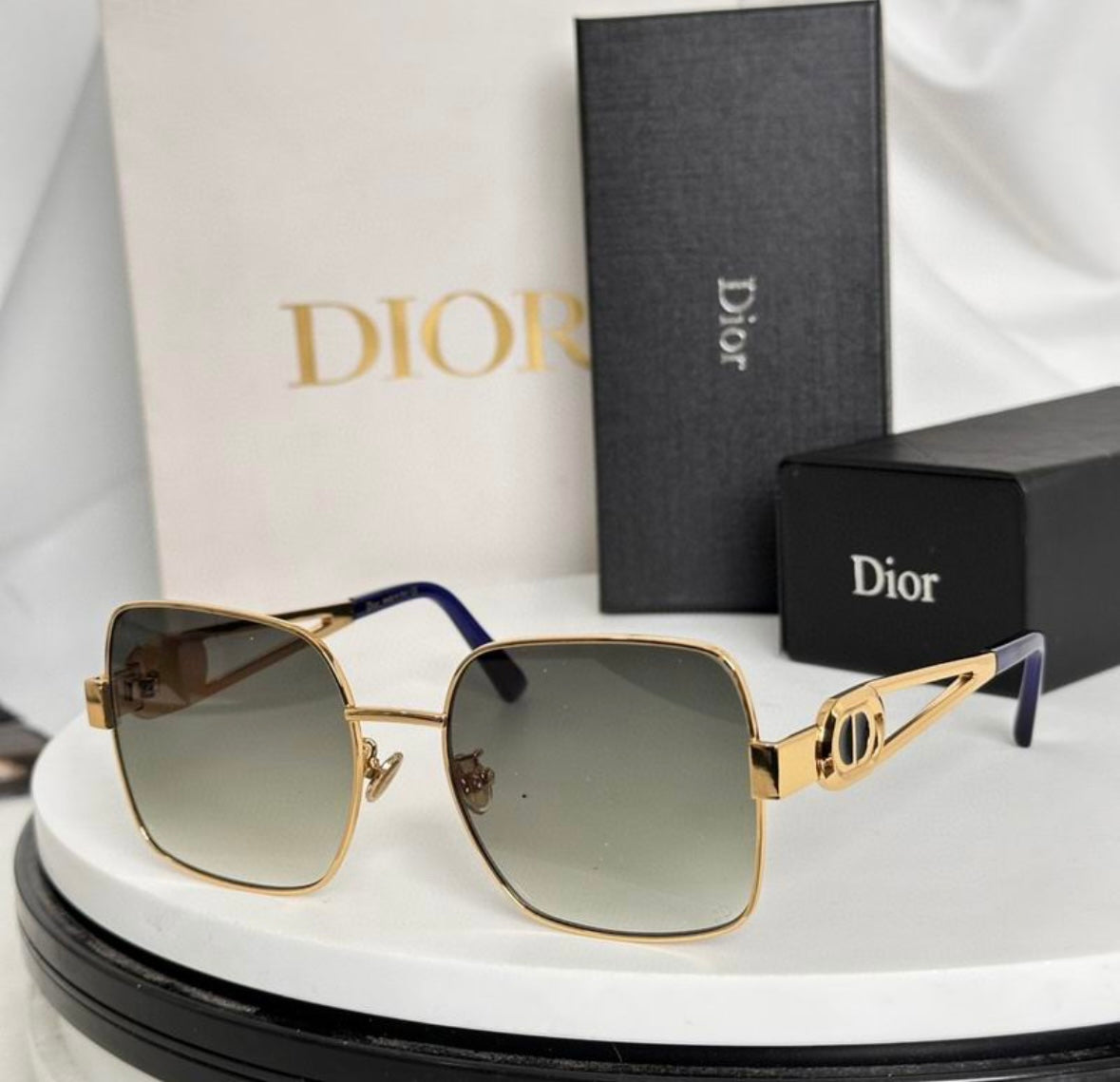 Dior 7-25