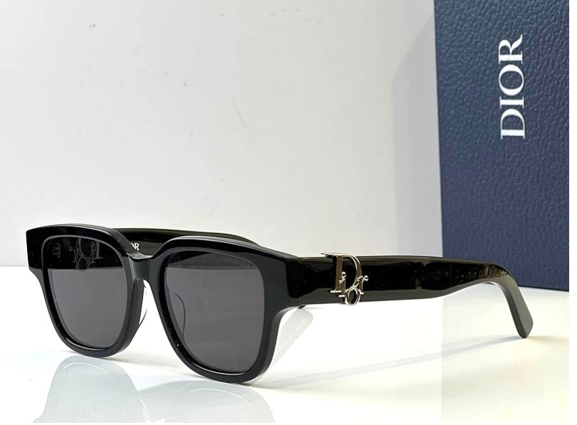 Dior 7-25