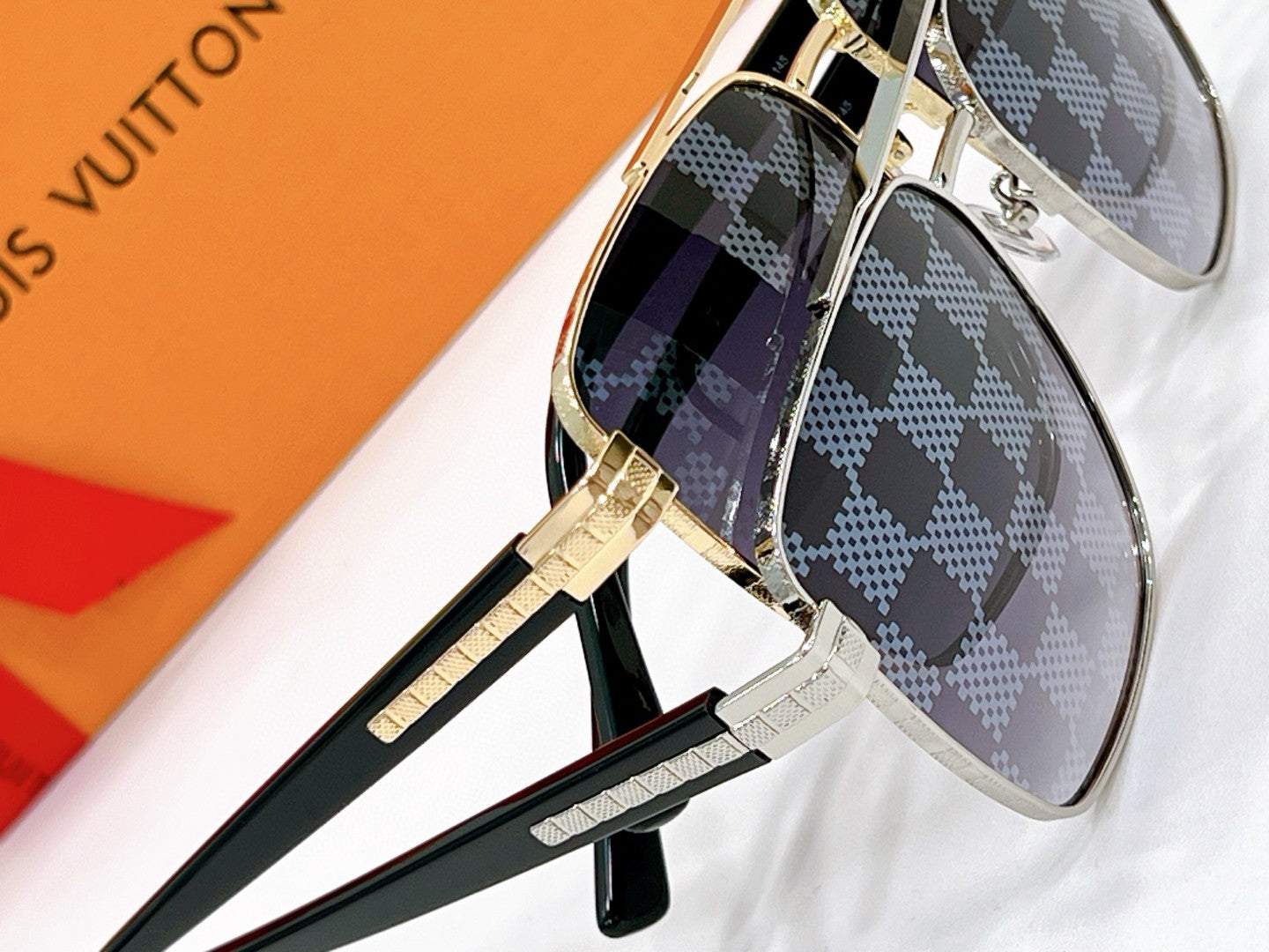 Louis Vuitton 7-25