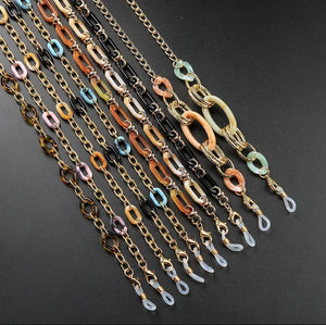 Variety of Oval acrylic and metal chains
