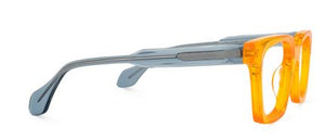 M047