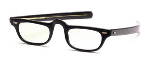 Half Eyes-10532