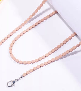 YCMKA21054 - Colorful geometric  beads in a striking look.