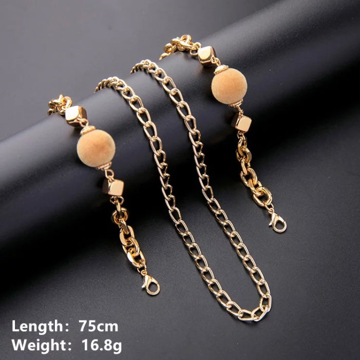 C-Various Vintage style chains. #YCMKG210071