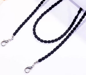 YCMKA21054 - Colorful geometric  beads in a striking look.