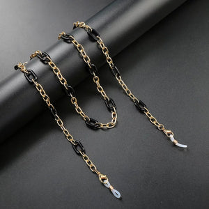 Variety of Oval acrylic and metal chains