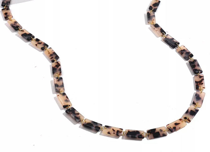 YCMKA21003 - Solid acetate block eyeglass chain.