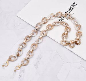 YCMKA21077 Oval acrylic and metal chain