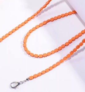 YCMKA21054 - Colorful geometric  beads in a striking look.