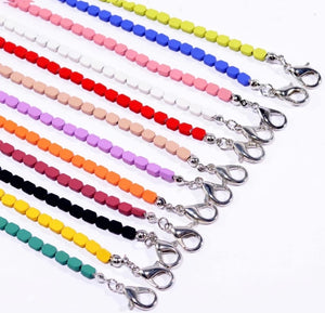 YCMKA21054 - Colorful geometric  beads in a striking look.
