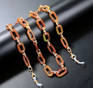 Variety of Oval acrylic and metal chains