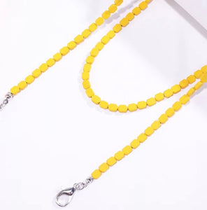 YCMKA21054 - Colorful geometric  beads in a striking look.