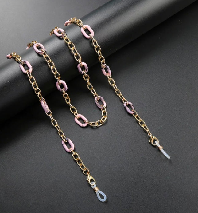 Variety of Oval acrylic and metal chains