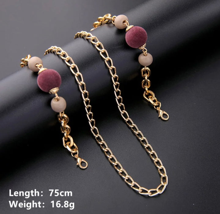 C-Various Vintage style chains. #YCMKG210071